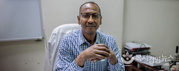 Dr. Jamal Eltaeb. Photo by Luke Dray